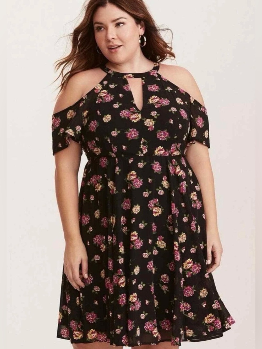 Torrid MultiColor Floral Print Chiffon Cold
Shoulder Dress. Size 18 Whimsigoth